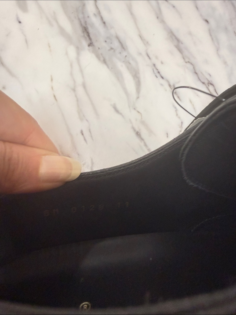 Louis Vuitton Men’s Black Leather Lace-Up Derby Shoe - Picture 9 of 11